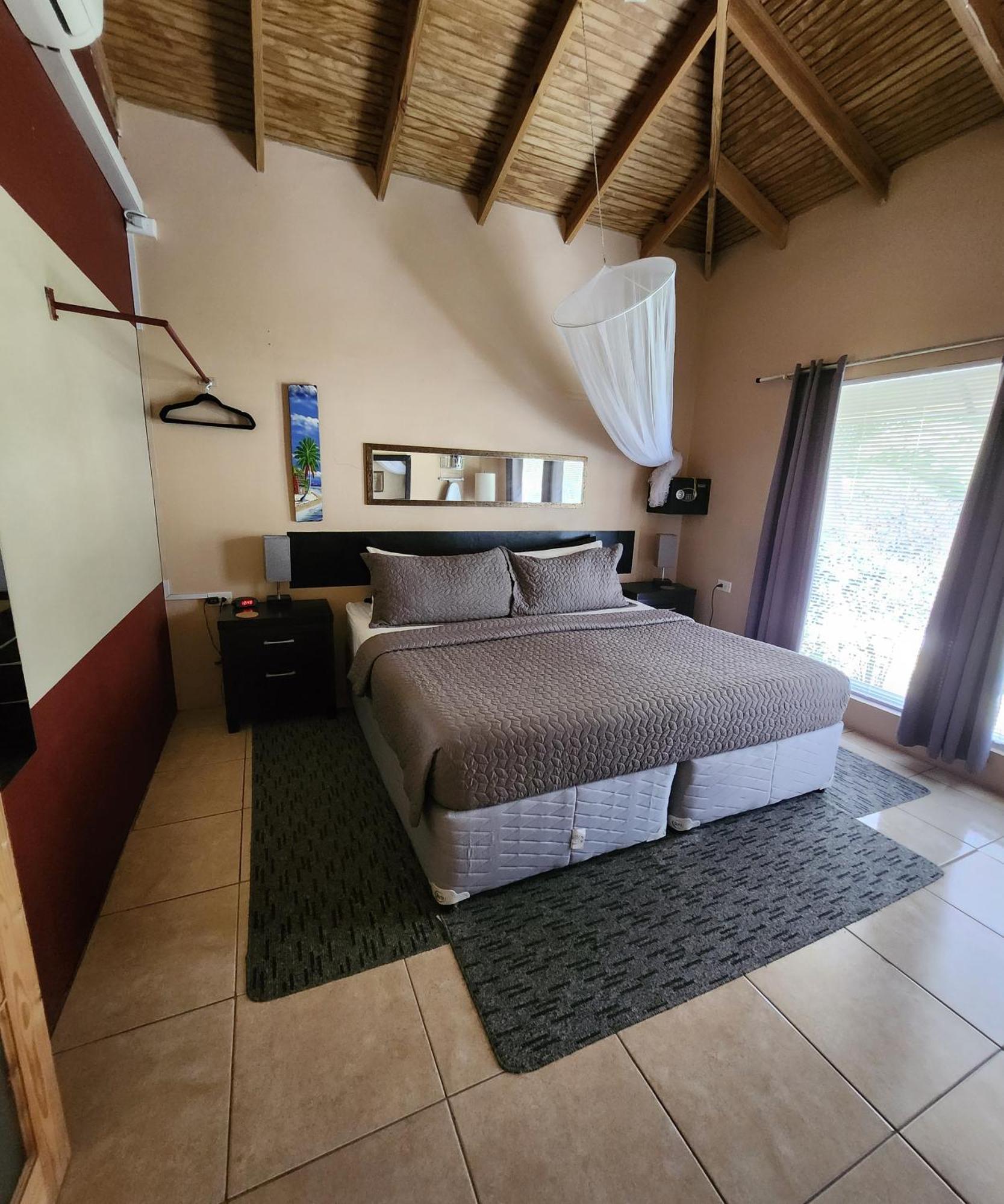 كراون بوينت Carolina Point Resort المظهر الخارجي الصورة