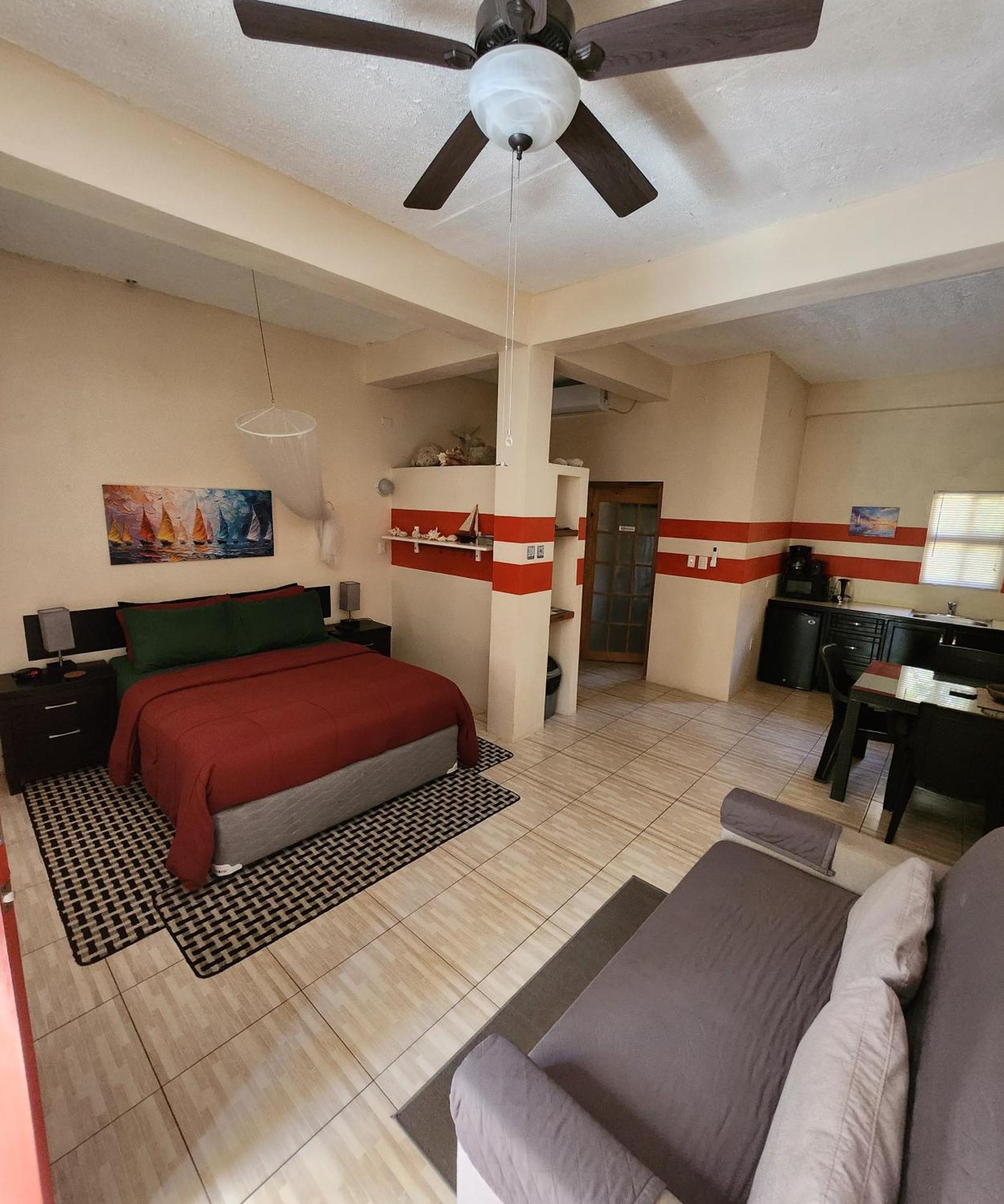 كراون بوينت Carolina Point Resort المظهر الخارجي الصورة
